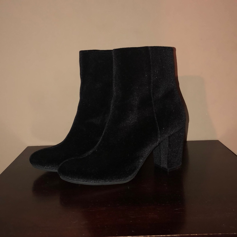 Black boots